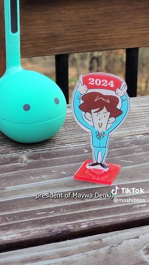 Year of the Dragon Otamatone! Featuring this year's New Year accessory kit from the Maywa Denki shop! I shipped it a little too slow and it didn't come in time for January 1st, so let's check it out now! #lunarnewyear #chinesenewyear #yearofthedragon #chinesezodiac #明和電機 #オタマトーン #hameeus