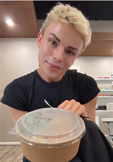 Delicious Fish and Chips Lunch Mukbang