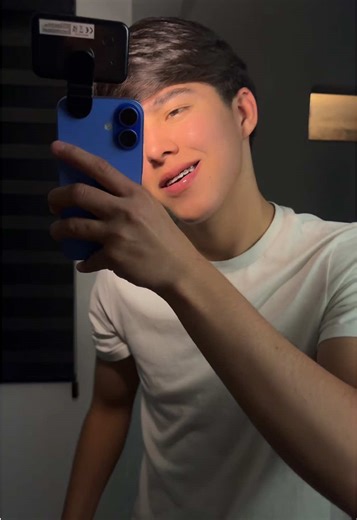 Por un beso de la flaca: La Canción que Enamora