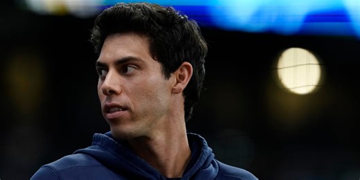 Yelich's back surgery successful, should be healthy in spring