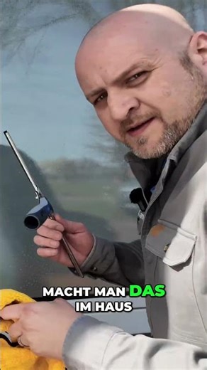 Window cleaning hack: Clean edges for a brilliant shine!