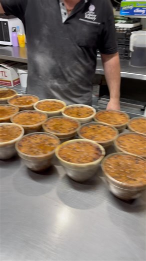 Our traditional Christmas puddings will be the star of your dessert menu this Christmas! Made with an array of Australian dried fruits, spices, nuts and finished off soaked with Australian Bunderberg rum! 😍 Don’t forget to pick up one today! 🎅 | Erindale Cakery Bakery