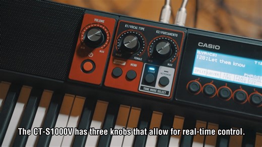 🎥 Masaaki Enatsu Meets Casiotone CT-S1000V – Part 4: Real-Time Control 👨‍🎨 Check out part 4 of our introduction video to the Casiotone CT-S1000V featuring Masaaki Enatsu, who offers an easy-to-understand introduction to the real-time control feature of the CT-S1000V. 🗣 “The CT-S1000V has three knobs that allow for real-time control”, explains Masaaki. 🎼 The CT-S1000V allows you to control the voices created during phrase mode in real time by adjusting these knobs for excellent creative expr