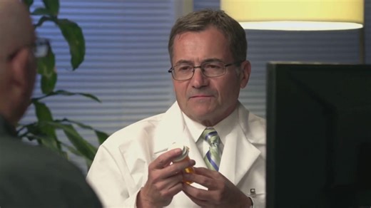 🦷 What Really Happens After a Dental Implant? Dental implant recovery isn’t guesswork—it’s a step-by-step process designed to protect your results. Here’s what most patients experience: ✔️ Mild swelling or light bleeding right after placement ✔️ Soft foods for the first 3–5 days ✔️ Gradual return to normal eating ✔️ Pain usually controlled with OTC medication ✔️ Healing time varies by bone health and overall wellness 💰 Recovery care typically ranges from $150–$350, depending on what your heali