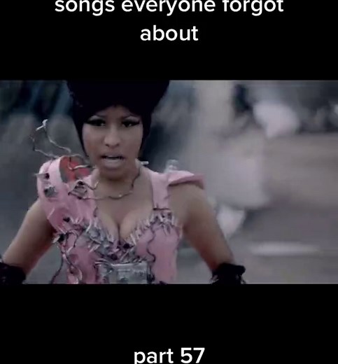 Nicki Minaj, Rihanna - Fly (2011)