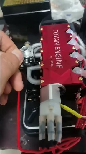 Fire Up the Powerful TOYAN L4 Gasoline Engine Model-EngineDIY#engine