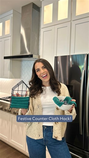 Your Counter Cloth collection is about to get a festive upgrade! 🎄 Say hello to the charming limited-edition Malachite Counter Cloths, available exclusively through our December Spend & Save program. Wondering how to use them? Here are some of our favorite ideas: 🌟 As napkins on your dining table 🌟 By the kitchen or bathroom sink for drying hands 🌟 In the fridge to keep produce fresh and dry (bye-bye, paper towels!) How do you love using your Counter Cloths? Share your creative ideas in the 