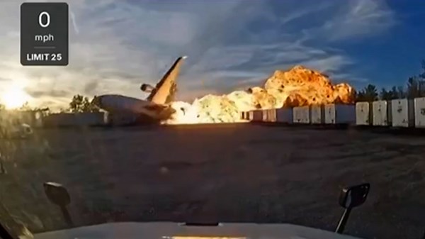 Live update: At least 12 killed after UPS plane crashes near Louisville airport | CNN