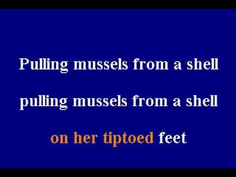 Squeeze - Pulling Muscles From A Shell - Karaoke