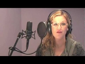 Vocal Warm Up by Musicopoulos - Lip Trill Bubble 5 Note Scale