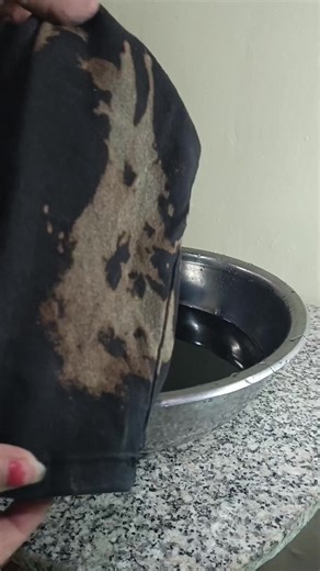 How to Dye Clothes Black: A Complete Tutorial