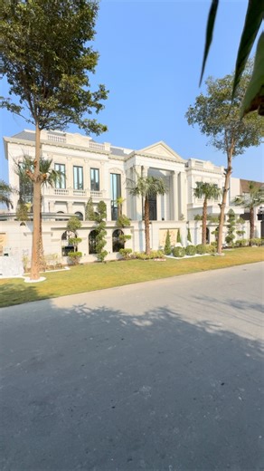 Ikramullah ( Houses stars ) on Instagram: "2 Kanal Most luxurious House full furnished for Sale DHA Lahore. Accommodations: - 6 Bedroom (Each Bedroom Features Unique Theme) - 8 Bath -Walk in Closet - 2 kitchen (1 main Kitchen Plus Dirty Kitchen and 1 kitchen in First floor) - 2 TV Lounge - Drawing - Dining - Double Height Lobby - Triple height Patio Area - Multiple Sitting Area and Terrace - Cinema and Bar - Store - Study - Pool - Saloon and Spa - Water Fountain wall - Sitting - Lift - 2 Car Por