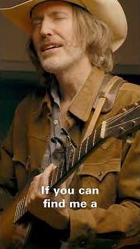 David Rawlings talks about his 1935 Epiphone Olympic hollow-body guitar #shorts