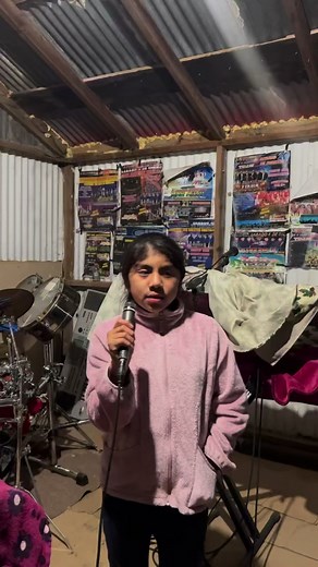 192K views · 6.2K reactions | Besos y copas Karaoke Andy y su Extremo de México #fypシ #fyp #JenniRivera #musicaenvivo | Andy y su Extremo de Mexico | Facebook