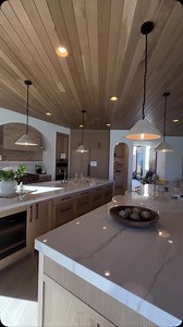 Our #oasisproject - love this Mont Blanc quartzite Build @splitrockcustomhomes 📹@lighting.design.company | Becki Owens