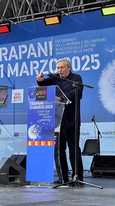 3.1K views · 50 reactions | Contro ogni mafia. Contro ogni guerra.Contro tutto ciò che ferisce l’umanità. | Davide Aiello | Facebook