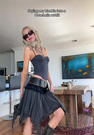 Kirby_J (@kirby_j) - Styling My Blankie into a Coachella Outfit