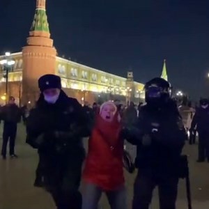 31K views · 875 reactions |  Authorities in Moscow continue to make arrests as people protest against Russia's invasion of Ukraine. #UkraineRussia | Euronews English | Facebook