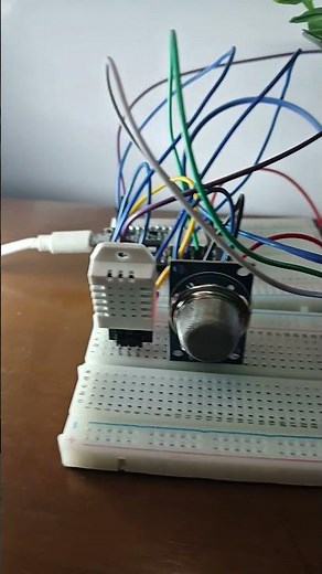 Smart Weather Station NodeMCU 8266 | DHT11 & MQ-4 Gas Sensor | LCD Dis #fypシ #tiktok #shorts #viral
