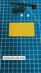 How to make 2d cocomelon bus out of fondant / cake topper . . . #bus #cocomelon #cakedecorating #cake #homebaker #antonythecakeartist | Antony Bidesh