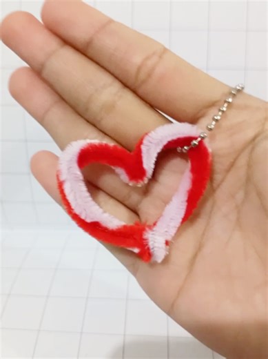 Tutorial Ganci Love: Buat Hiasan Kamar yang Imut