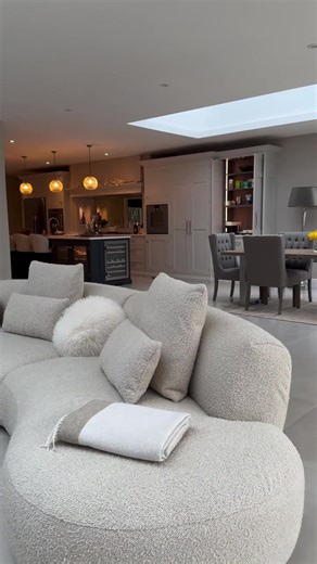 Timeless Kitchen Design in Bedfordshire Countryside