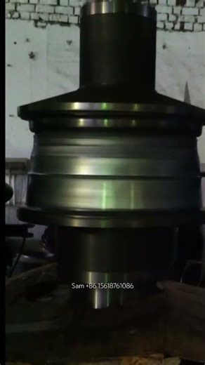 Steel wheel rim and disc flow forming machine