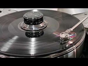 TechDas Air Force Zero mega expensive turntable