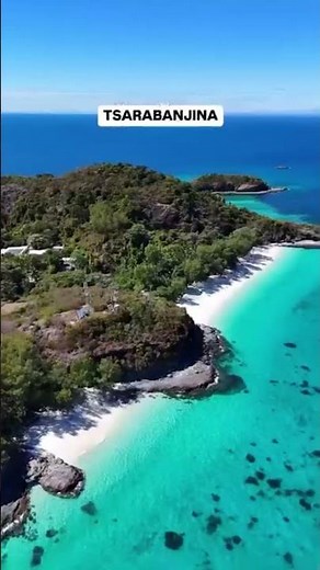 Explore Madagascar: Ultimate Adventure with Blueberry Travel | Wildlife, Beaches & Culture