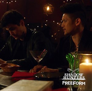 TONIGHT on Shadowhunters... Hi, #Malec. 👋 | Shadowhunters