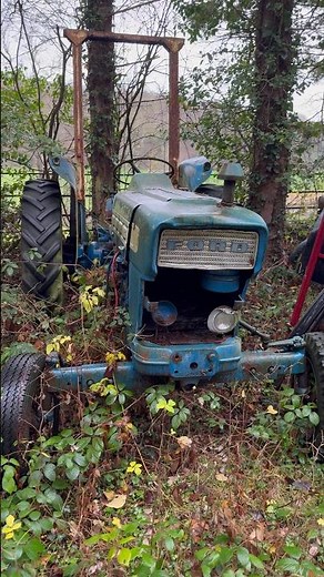 ABANDONED TRACTOR FOUND #tractor #tractorvideo #vintage #explore #abandoned #farm #farming #urbex