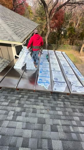 Cover Your Pergola on Instagram: "SkyPoly Pergola Patio Cover COMPLETE in East Dallas! Western Red Cedar. 8x8 posts. 4x12 headers. SkyPoly Hercules Roof. Tinted color. Skylift Roof Riser tie in! TEXT ME - 972-342-1645 #pergola #patiocover #skypoly #pergoladesign"