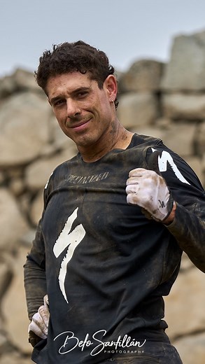 799K views · 23K reactions | Qué tal reinició de Windows el de ayer! 若 Les dejo el video de la caída que tuve en el Eco Fest! Gracias a todos los que me ayudaron y estuvieron pendientes!  | Hugo García | Facebook