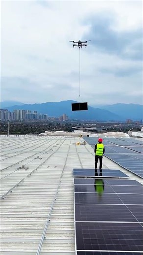 Roof photovoltaic panel lifting process- Good tools and machinery make work easy
