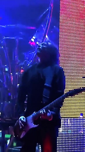 Korn Performs Powerful Pink Floyd Cover: Another Brick in The Wall