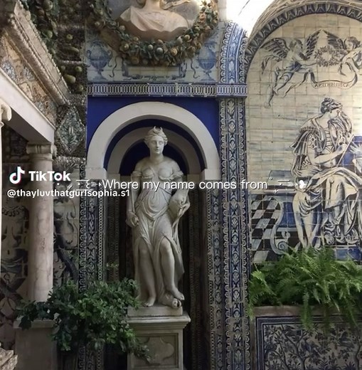 Exploring the Meaning of the Name Sophia 🇬🇷