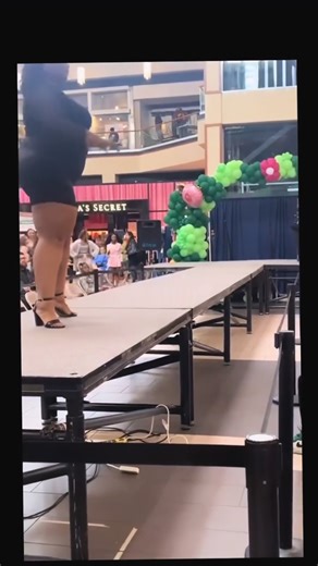 Model's Unexpected Stage Fall at Runway Show