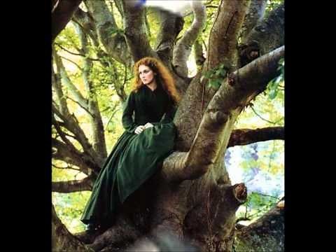 La Paloma Ade - Mireille Mathieu (Lyrics)