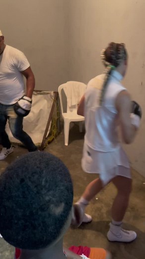 Boxing Training Session: Techniques and Moves Explained