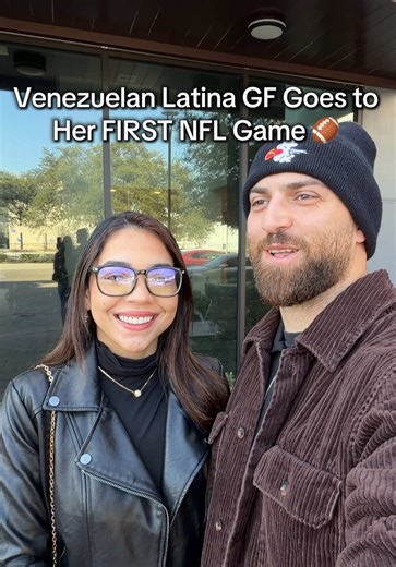 Showing the Latina GF the real Football ⚽️🏈 #couplecomedy #latina #couplegoals #texas #houston