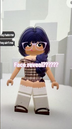 FACE REVEAL????😱😱😱 #bellaroblox101