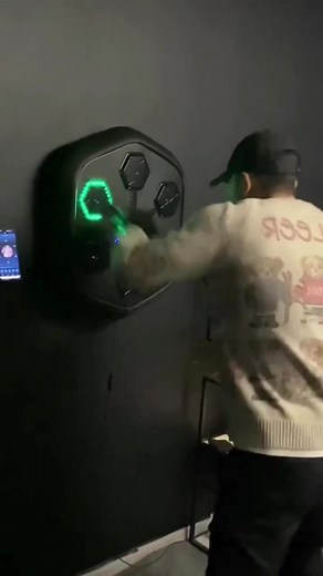 One Punch Boxing Machine - Reviews and Challenge