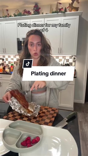 #platingdinner #platedinnerwithme #plateup #easydinner #steakdinner | steak dinner ideas