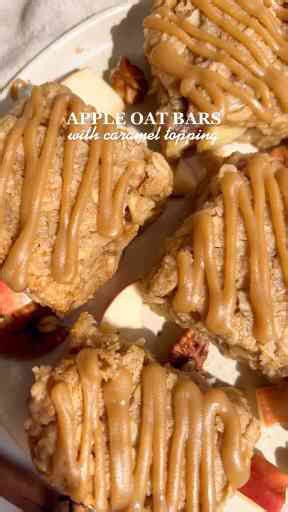 Apple Oat Bars