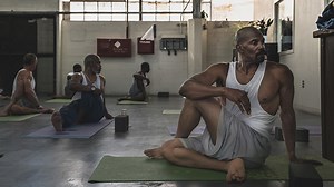 Yoga dengan narapidana di penjara negara san quentin - Kebugaran 2026