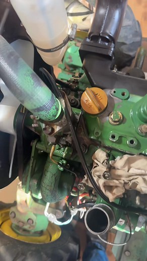 #diesel #johndeere #DIY #thesmallenginekid #work #mechanic #automotive #autoservices #oilchange #service #carservice #carrepair #reels #reelsfb #brakeRepair #fypシ゚ #fypシ゚viral #mechaniclife #autorepair #carcare #mechanicproblems #automotiveexpert #fixitright #garagelife #engineexpert #cartroubleshooting | The Small Engine Kid