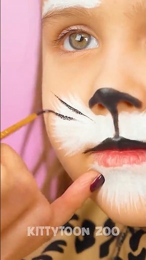 Hello Kitty! 🐱💗 Make Kitty Makeup EASY with Mommy ✨ 🐈 #Shorts