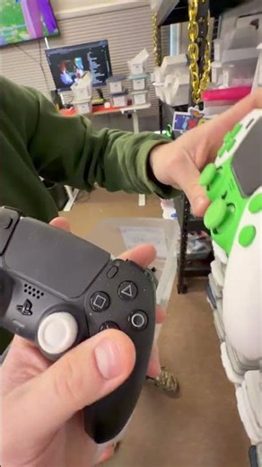 Micro USB in PS5 Controller