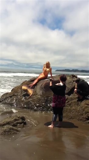 Who doesn’t what to be a MerMAID🎉💗 #cassandracass