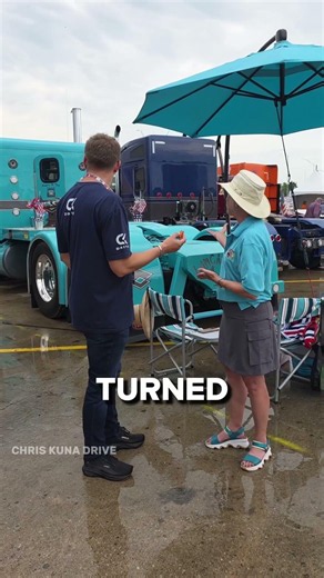 Wow! What a beautiful restored 1967 Peterbilt truck!